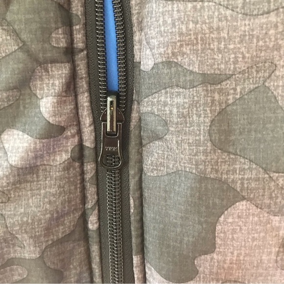 Buffalo David Bitton gray Camo blue Reversible Vest Boys size med small 7/8 7 8 - Picture 9 of 15